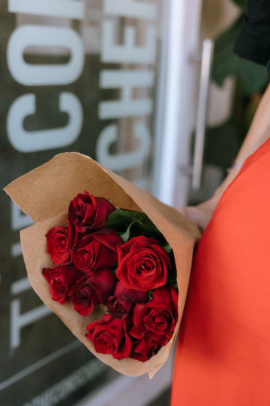 Local Roses Bunch - Red