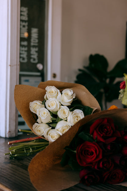 Local Roses Bunch - White