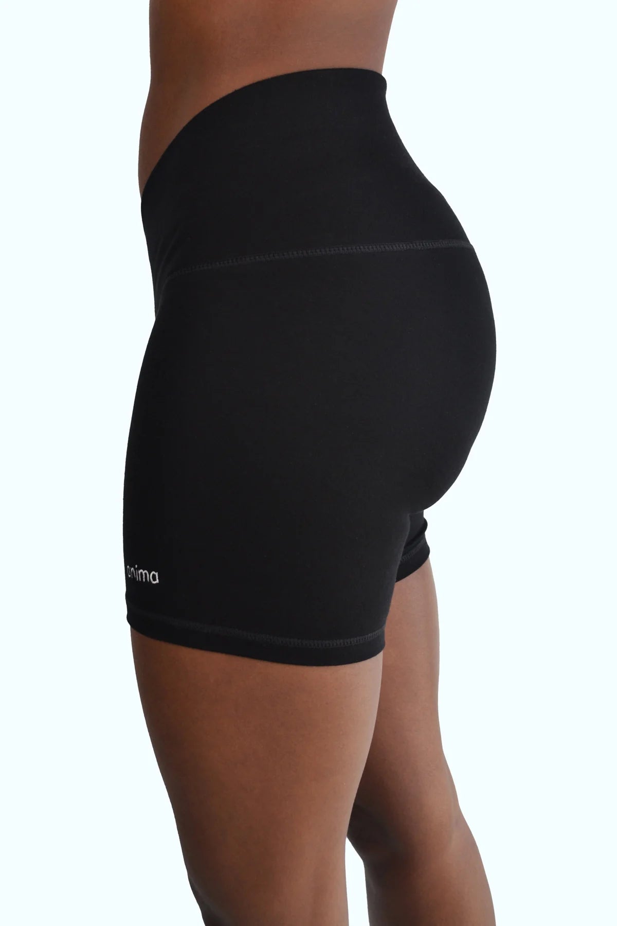 V-Shorts