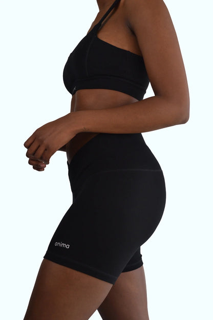 V-Shorts