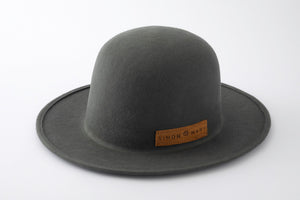 Roberto Hat